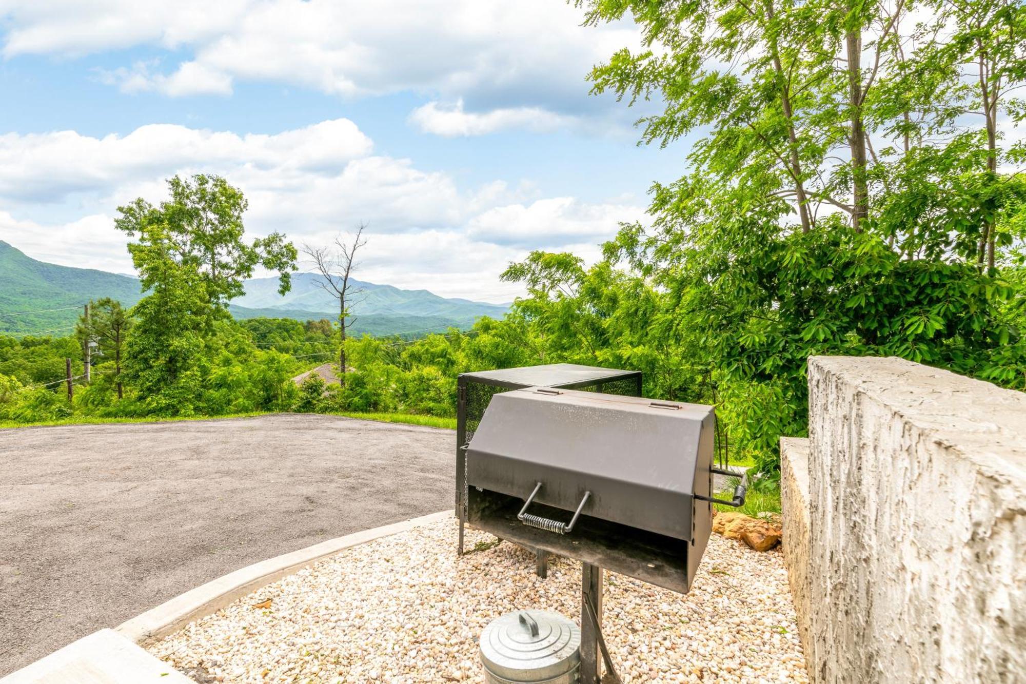 Shady Pines Villa Gatlinburg Exterior photo